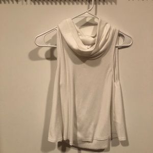 WHITE TURTLENECK GREAT FOR THE HOLIDAYS